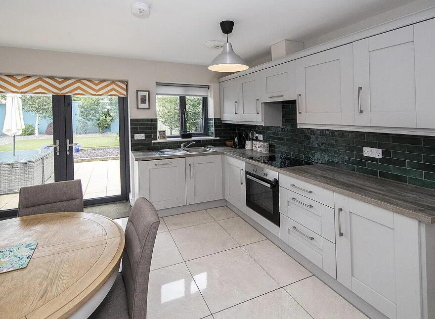 1 The Sycamores, Dungarvan, X35DX98