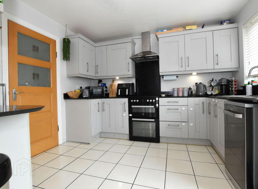 21 The Brambles, Lisburn, BT28 2XY