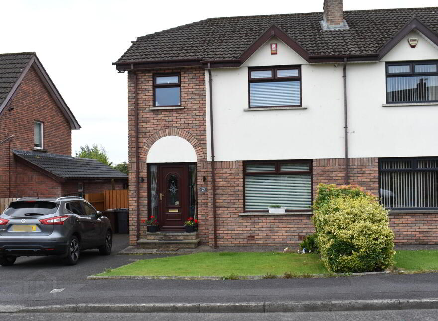 21 The Brambles, Lisburn, BT28 2XY