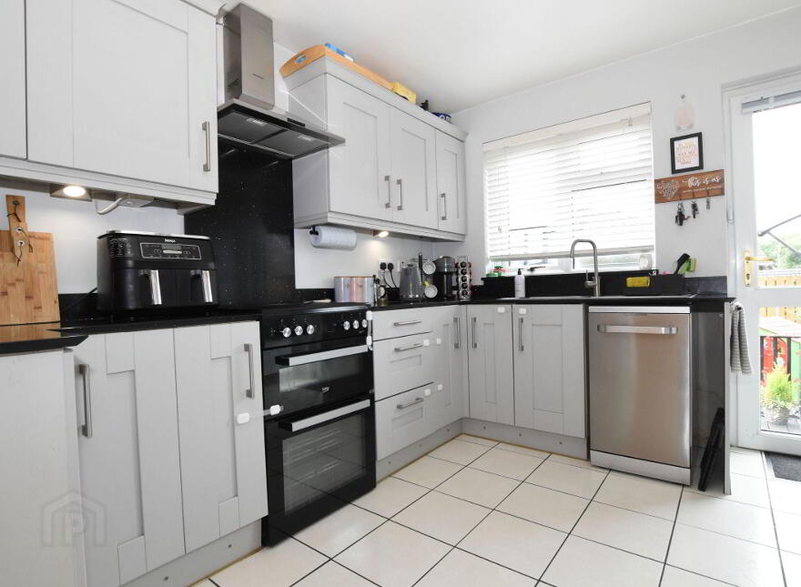 21 The Brambles, Lisburn, BT28 2XY