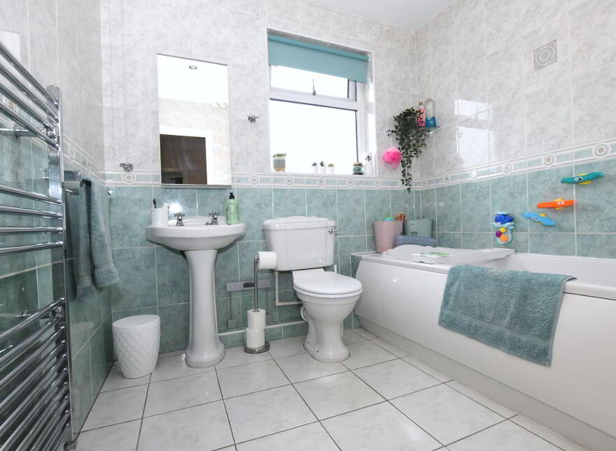 21 The Brambles, Lisburn, BT28 2XY