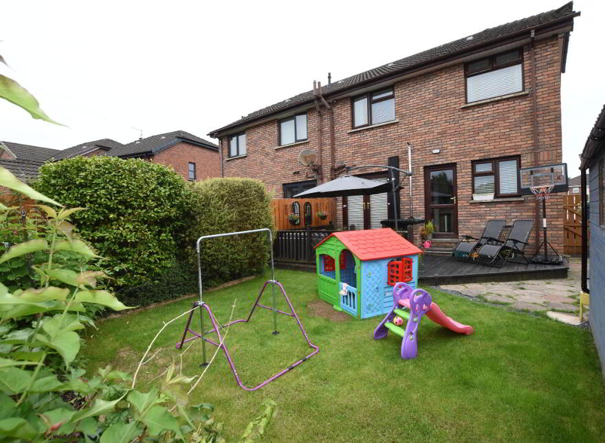 21 The Brambles, Lisburn, BT28 2XY