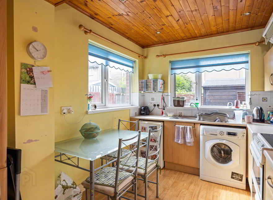 16 Knocknagoney Road, Belfast, BT4 2PW