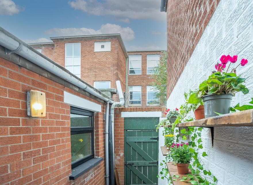 56 Oakman Street, Belfast, BT12 7BP