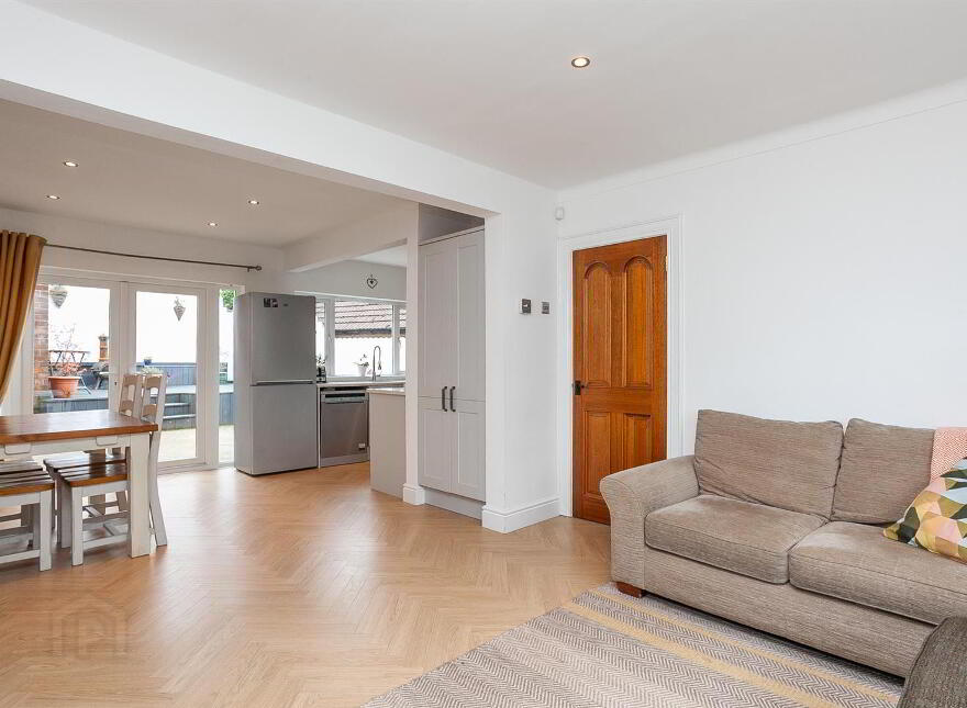 4 Gortgrib Drive, Belfast, BT5 7QX