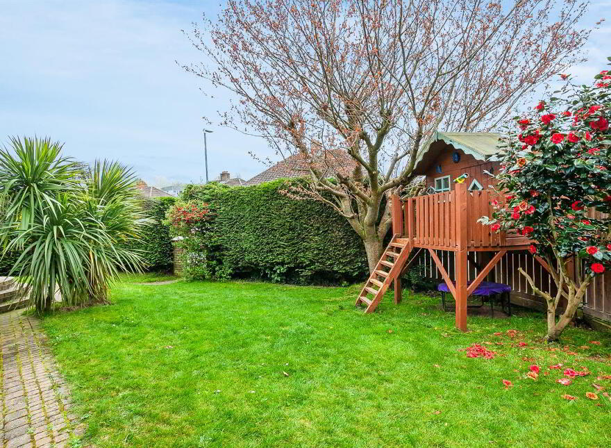 4 Gortgrib Drive, Belfast, BT5 7QX