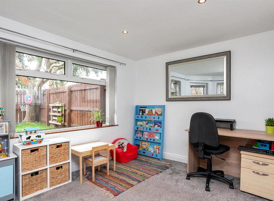 4 Gortgrib Drive, Belfast, BT5 7QX