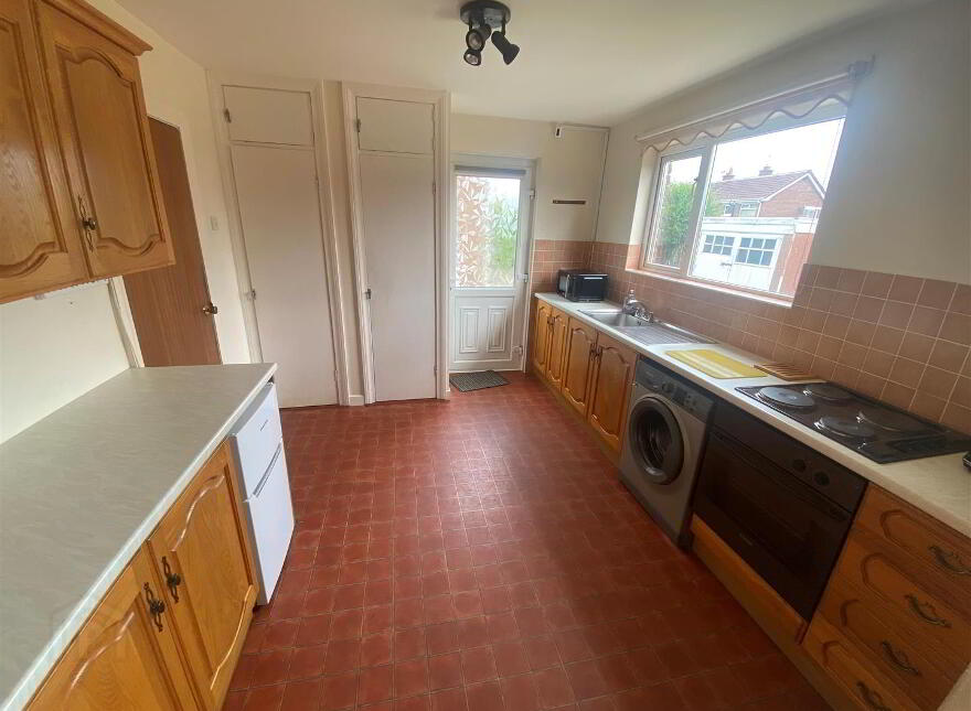 71 Rathmore Road, Bangor, BT19 1NU