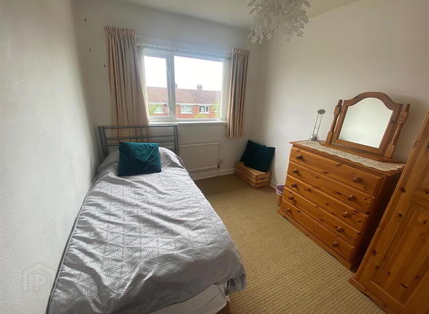 71 Rathmore Road, Bangor, BT19 1NU