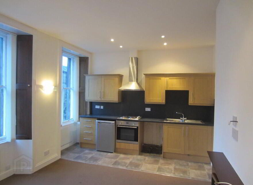 16 Grindlay Street, Tollcross, Edinburgh, EH3 9AS