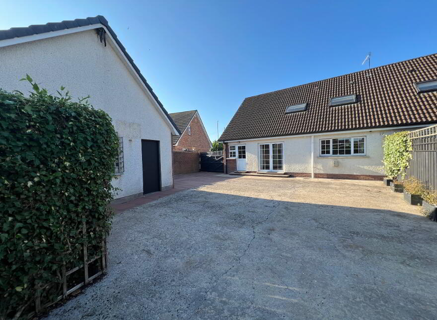 24 Toalstown Meadows, Toomebridge, BT41 3PG