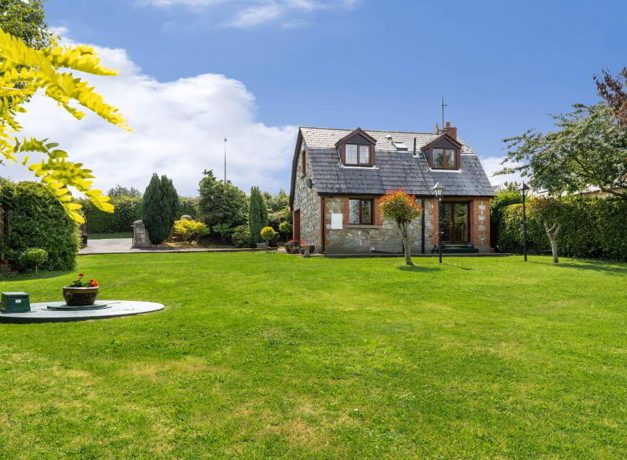 The Mews, Rathmichael Road, Rathmichael, D18KD85