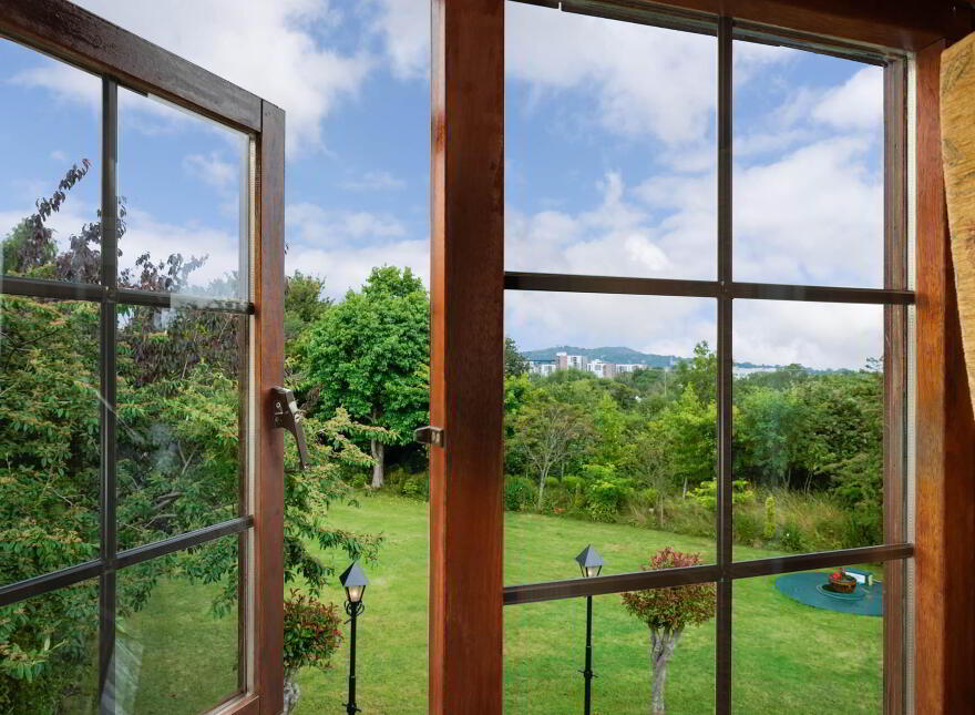 The Mews, Rathmichael Road, Rathmichael, D18KD85