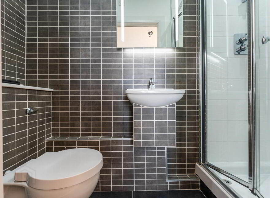 2d Godfrey Avenue, Ballyholme, Bangor, BT20 5LS