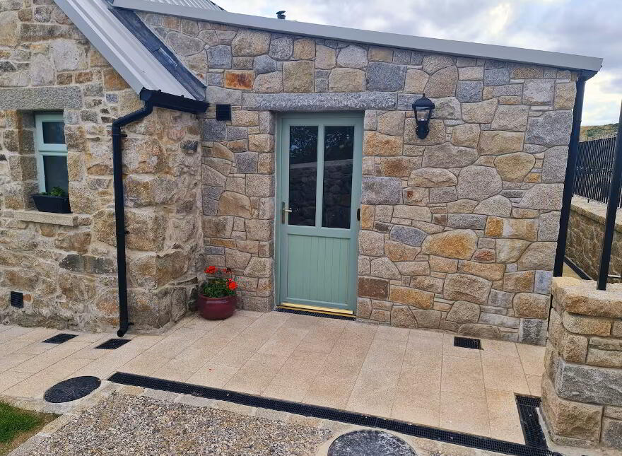 24 Head Road, Kilkeel, BT34 4HU