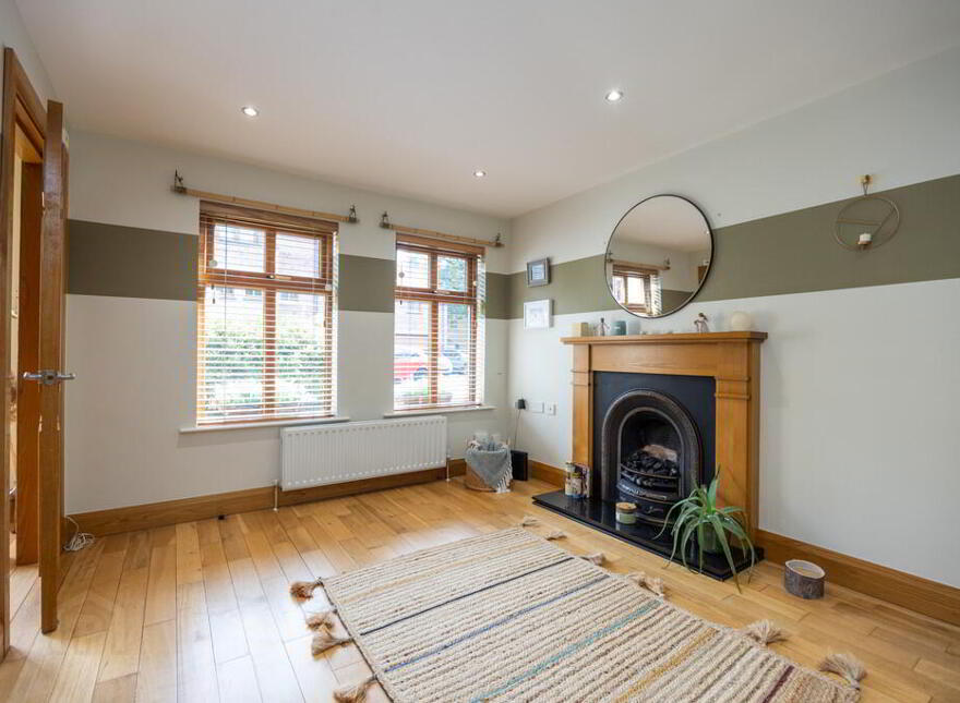 2 Old Golf Course Park, Dunmurry, Belfast, BT17 0FH