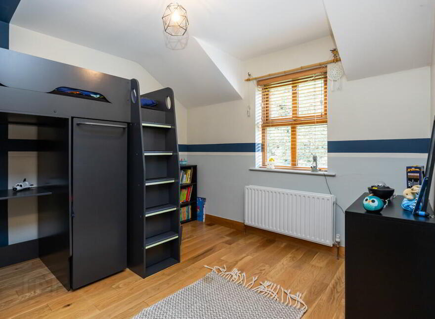 2 Old Golf Course Park, Dunmurry, Belfast, BT17 0FH