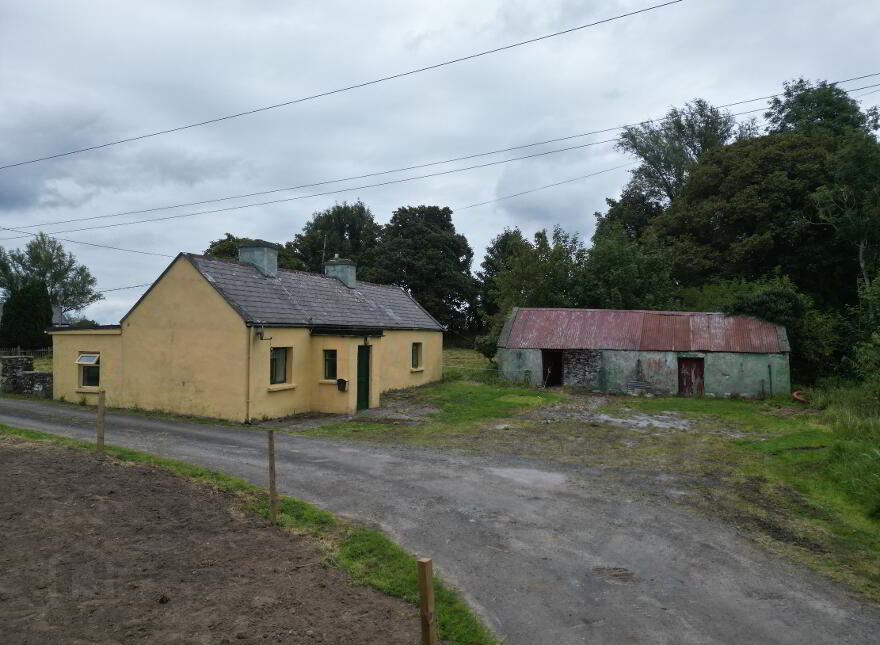 Srah Lower, Carracastle