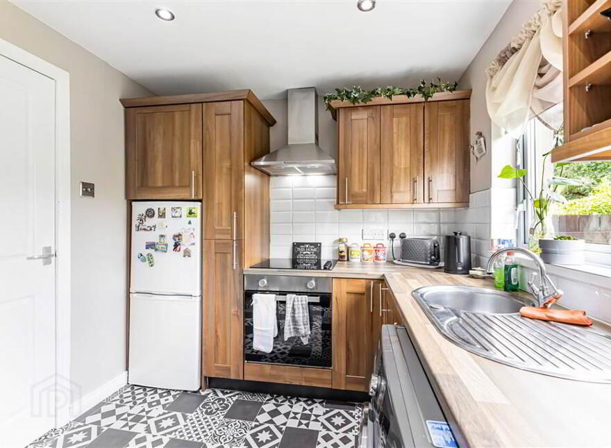 12 Loverock Way, Bangor, BT19 1AW