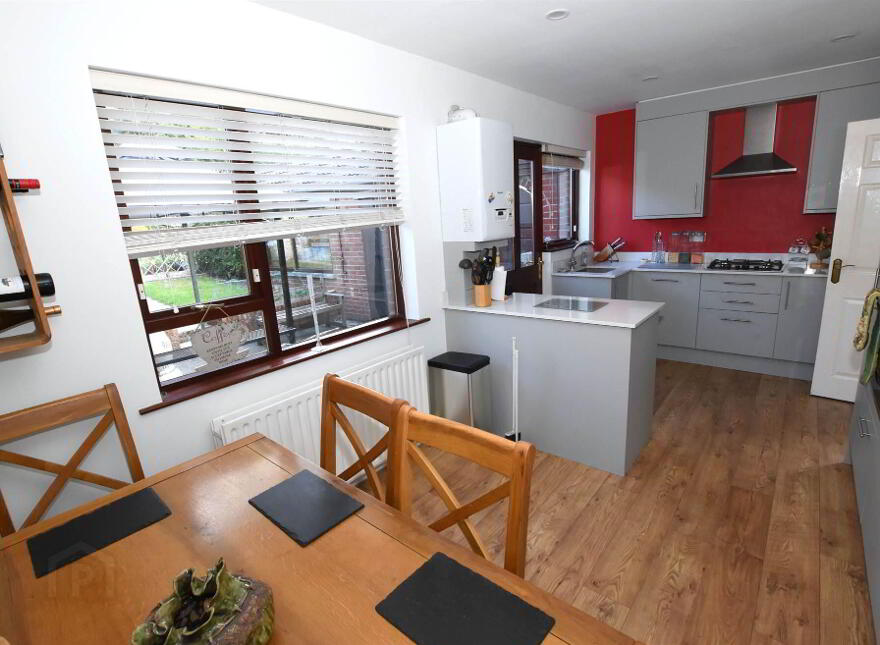 15 Victoria Road, Newtownards, BT23 7EE