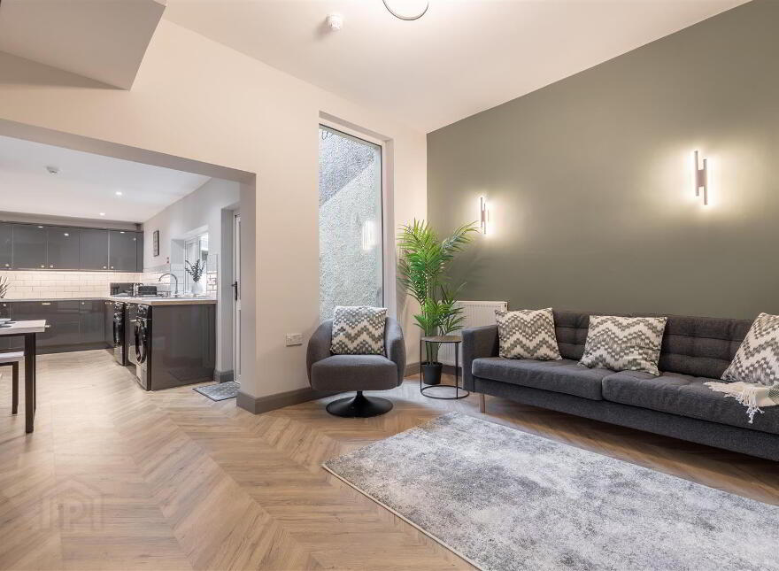 Rooms 1, 2 & 6, 300 Beersbridge Road, Belfast, BT5 5DY