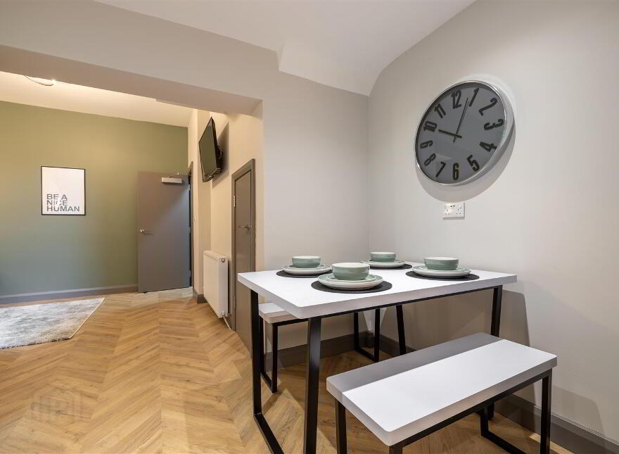 Rooms 1, 2 & 6, 300 Beersbridge Road, Belfast, BT5 5DY
