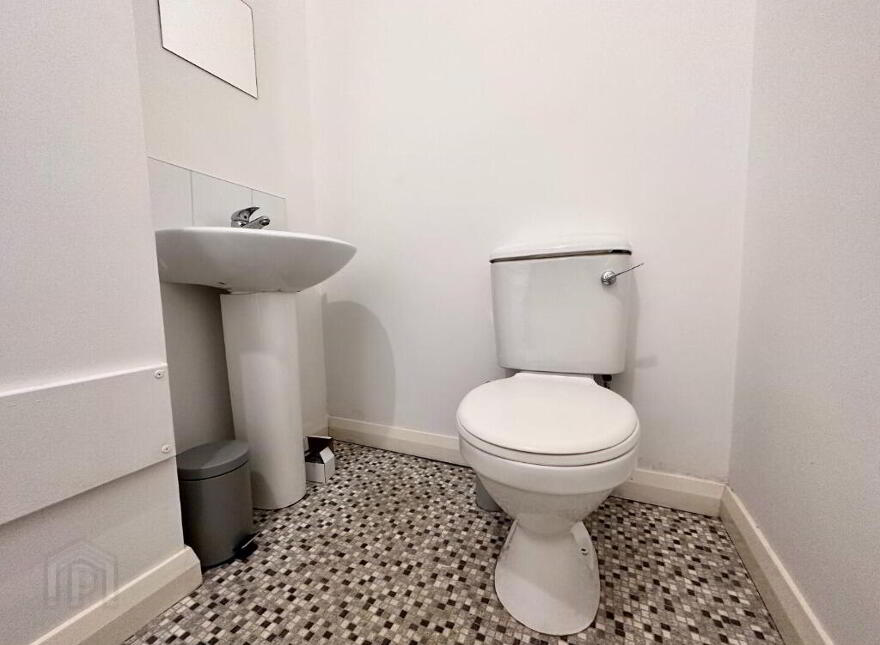 105a Ulsterville Avenue, Belfast, BT9 7AU