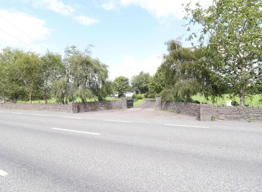 Leacaibhle, Grange Road, Knocklong, Garryspillane, V35CY22