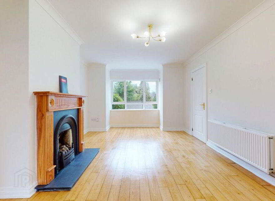 116 Sandford Wood, Swords