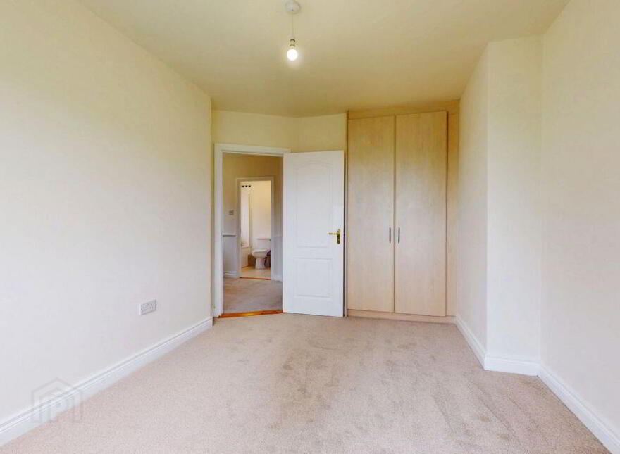 116 Sandford Wood, Swords