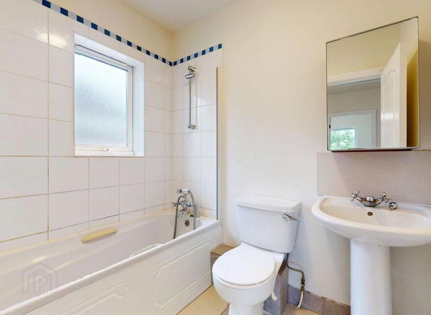 116 Sandford Wood, Swords