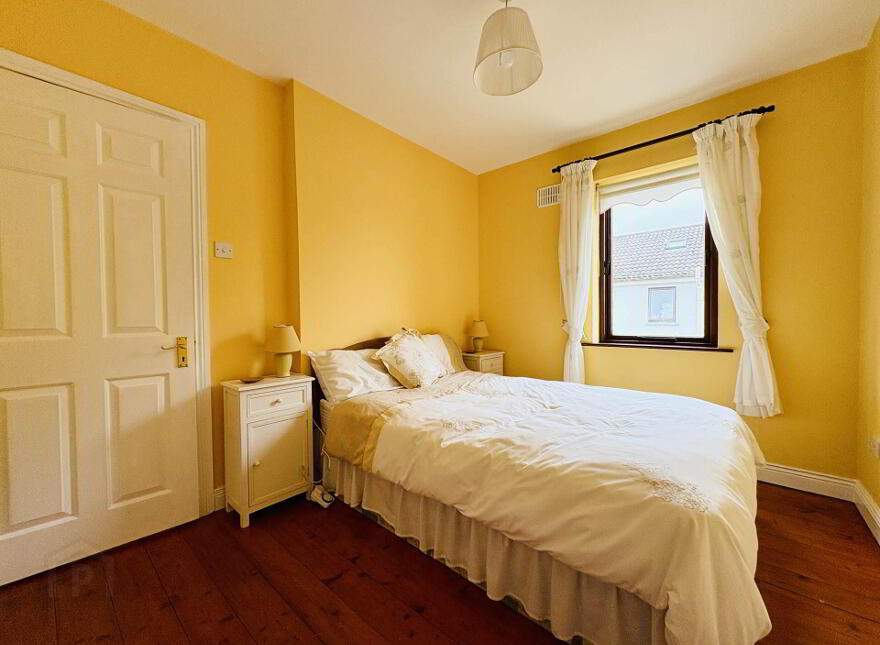 Monavalley, Tralee
