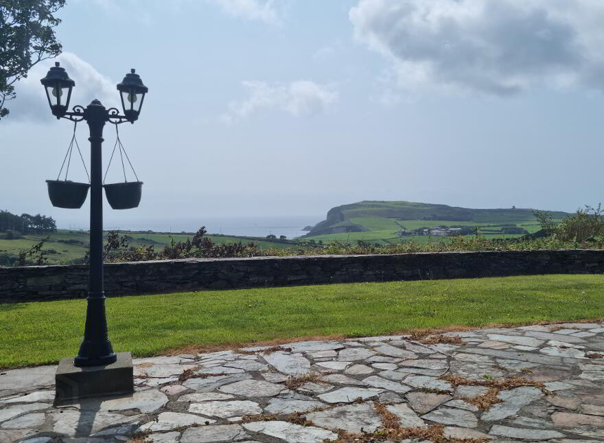 Dooneen, Castletownshend, Skibbereen, P81H702