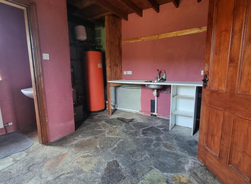 Dooneen, Castletownshend, Skibbereen, P81H702