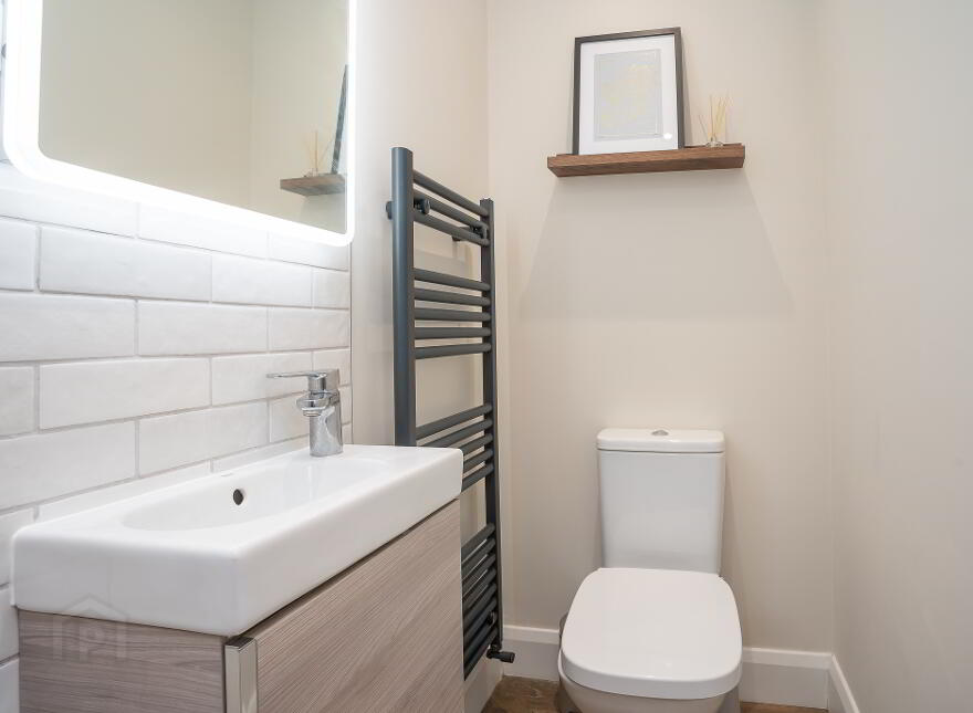 72 The Demesne, Hillsborough Road, Carryduff, BT8 8GU