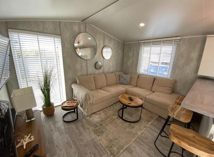 D10 Seapark Mobile Home Park, Lahinch, Ennis