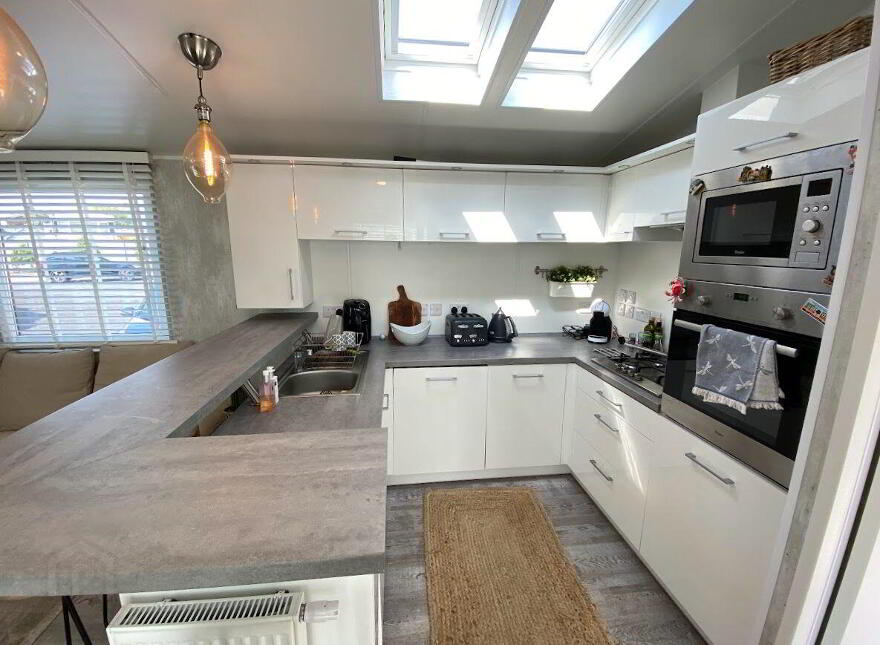 D10 Seapark Mobile Home Park, Lahinch, Ennis