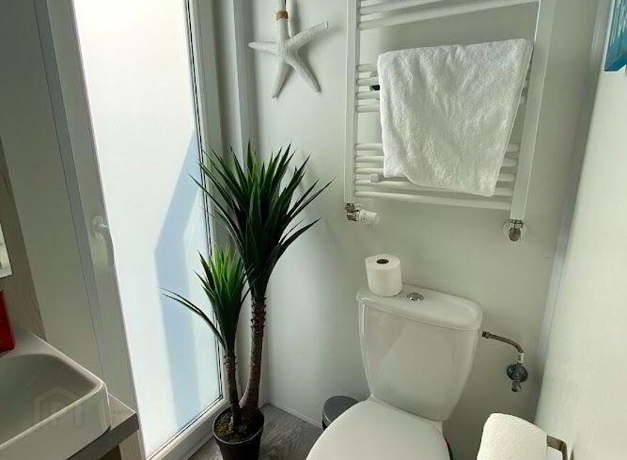 D10 Seapark Mobile Home Park, Lahinch, Ennis
