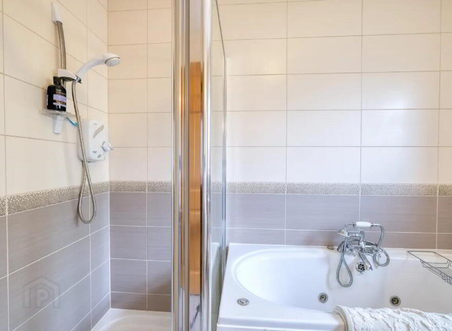 6 Cluain Doire, Newtownforbes, N39AK18