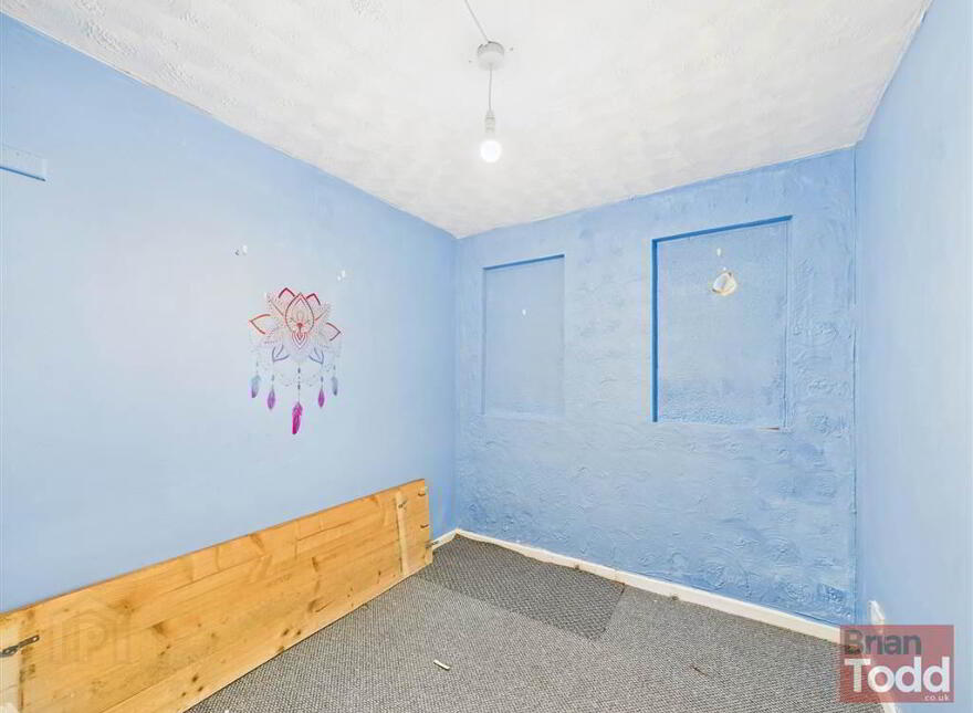 35, 35a & 37 Point Street, Larne, BT40 1HU