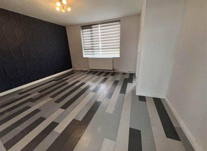 27 Shackleton Walk, Newtownards, BT23 4RE