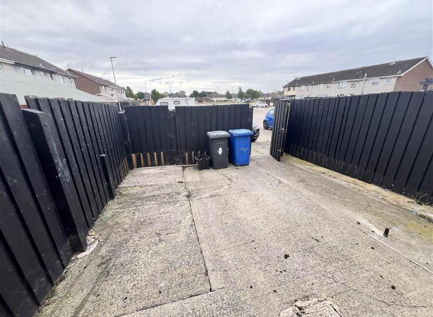 27 Shackleton Walk, Newtownards, BT23 4RE