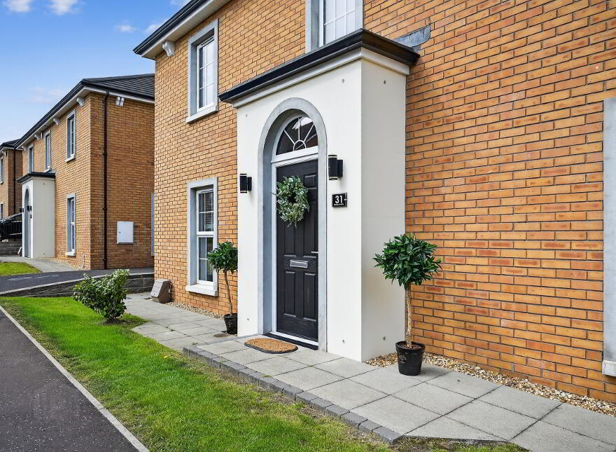 31 Bashford Park Hill, Carrickfergus, BT38 9FG