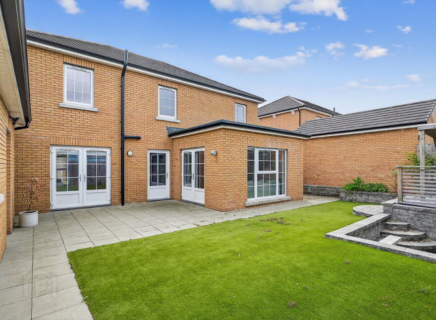 31 Bashford Park Hill, Carrickfergus, BT38 9FG