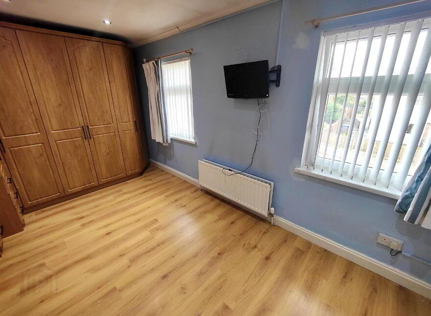 4 Waveney Park, Belfast, BT15 4FS