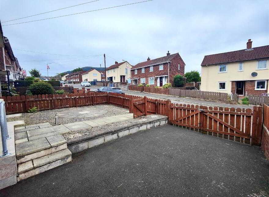 4 Waveney Park, Belfast, BT15 4FS