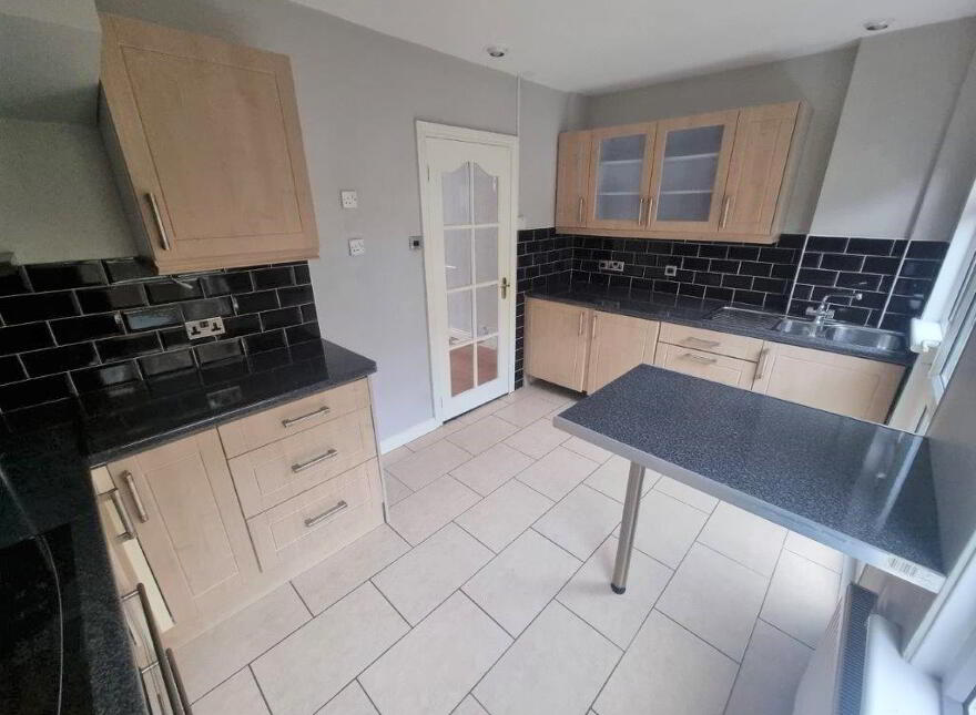 106 Ainsworth Drive, Woodvale Road, North Belfast, BT13 3EL