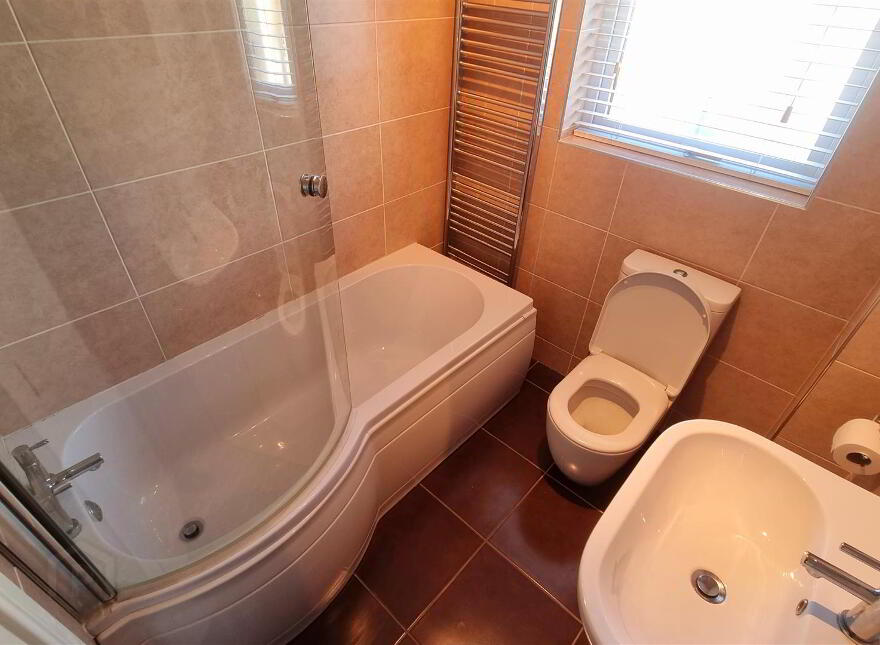 91b Kings Road, Belfast, BT5 7BU