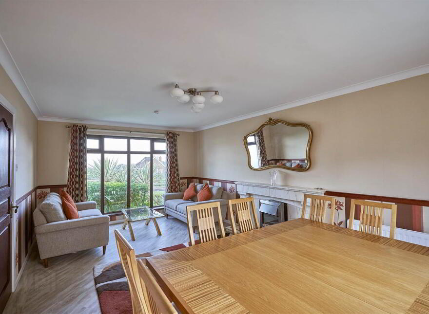 1 Hampton Court, Holywood, BT18 0HU