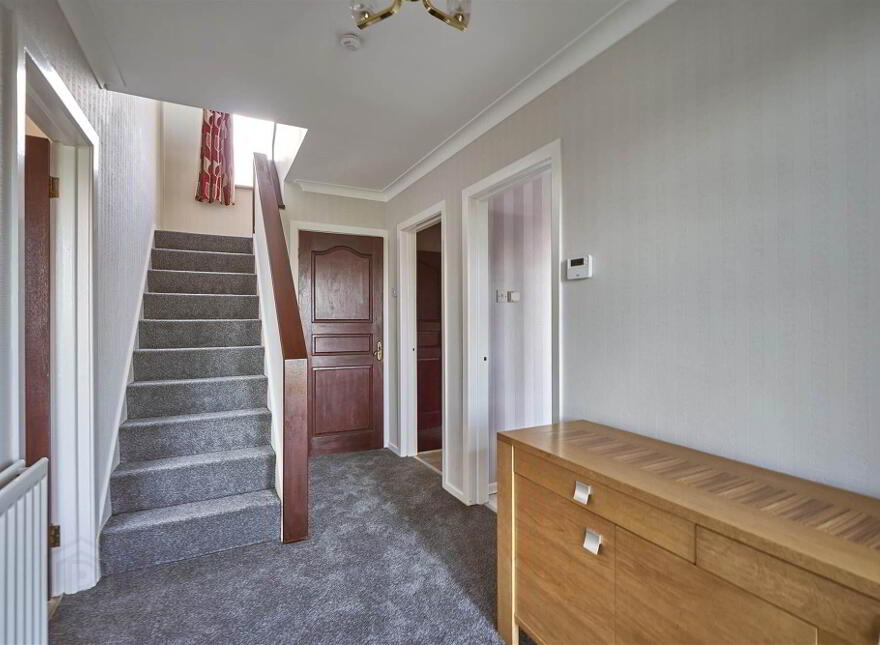 1 Hampton Court, Holywood, BT18 0HU